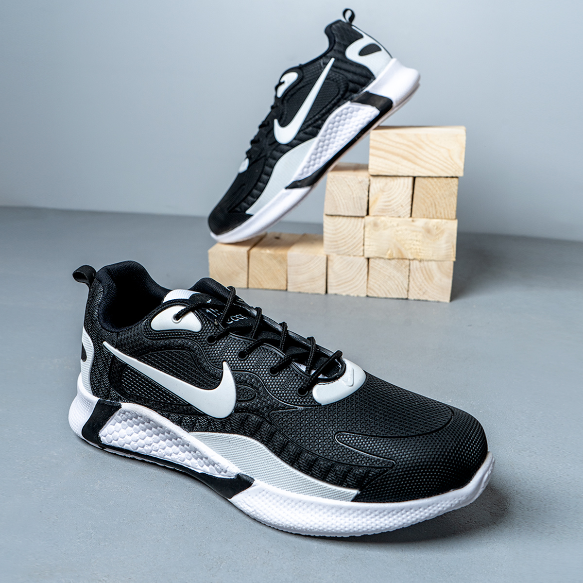 كفش مردانه NIKE مدل VISHO  رنگ مشكي سفيد