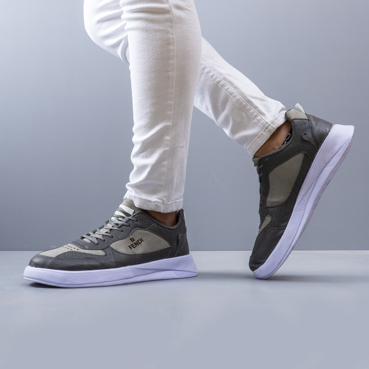 کفش فندی طوسی مردانه مدل Vidash