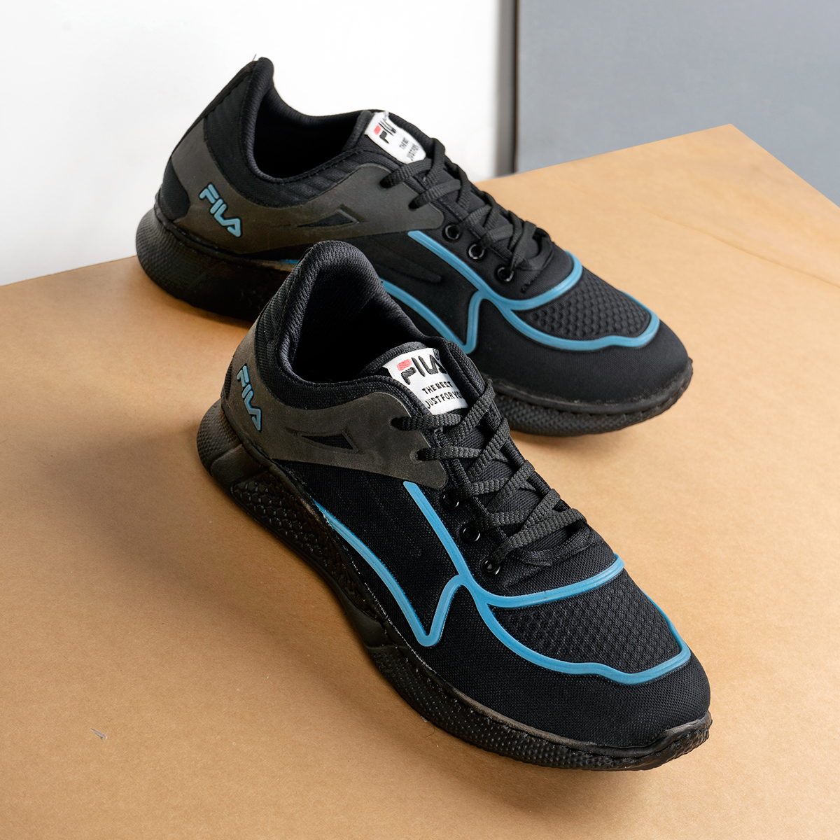 کفش مردانه طرح Fila مشکی آبی مدل sayan(T)