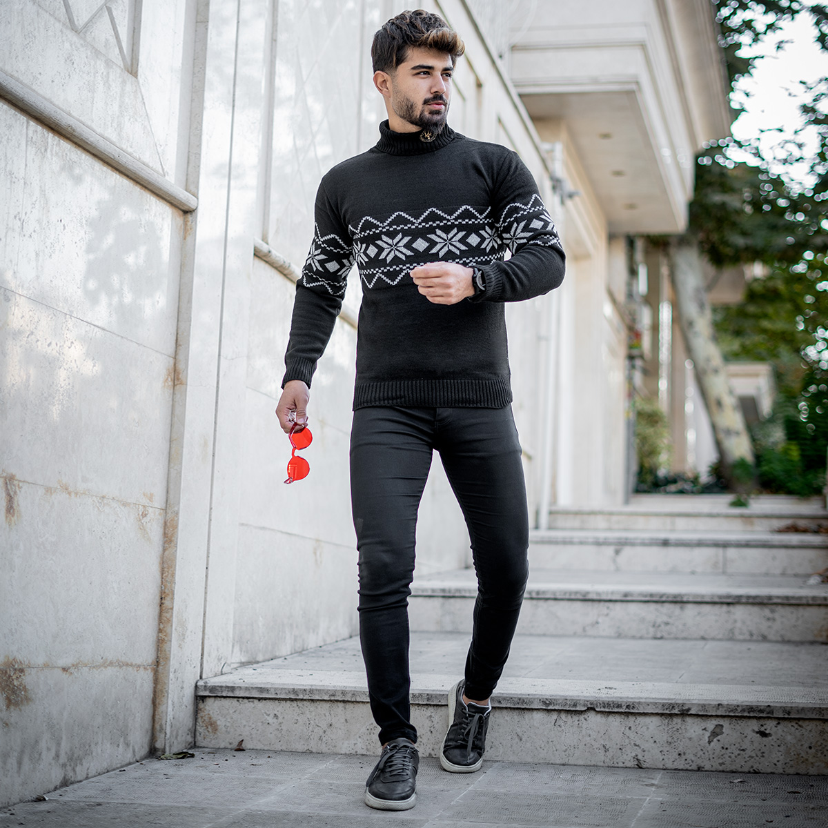 یقه اسکی مردانه مشکی حاشیه طوسی مدل Arja