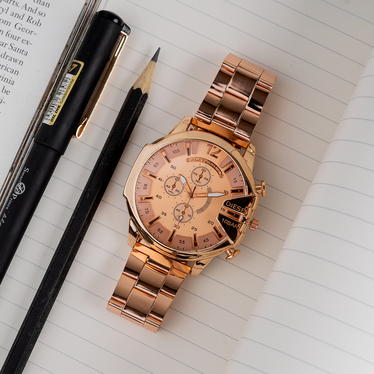 ساعت مچی DIESEL مردانه رزگلد صفحه رزگلد مدل U700