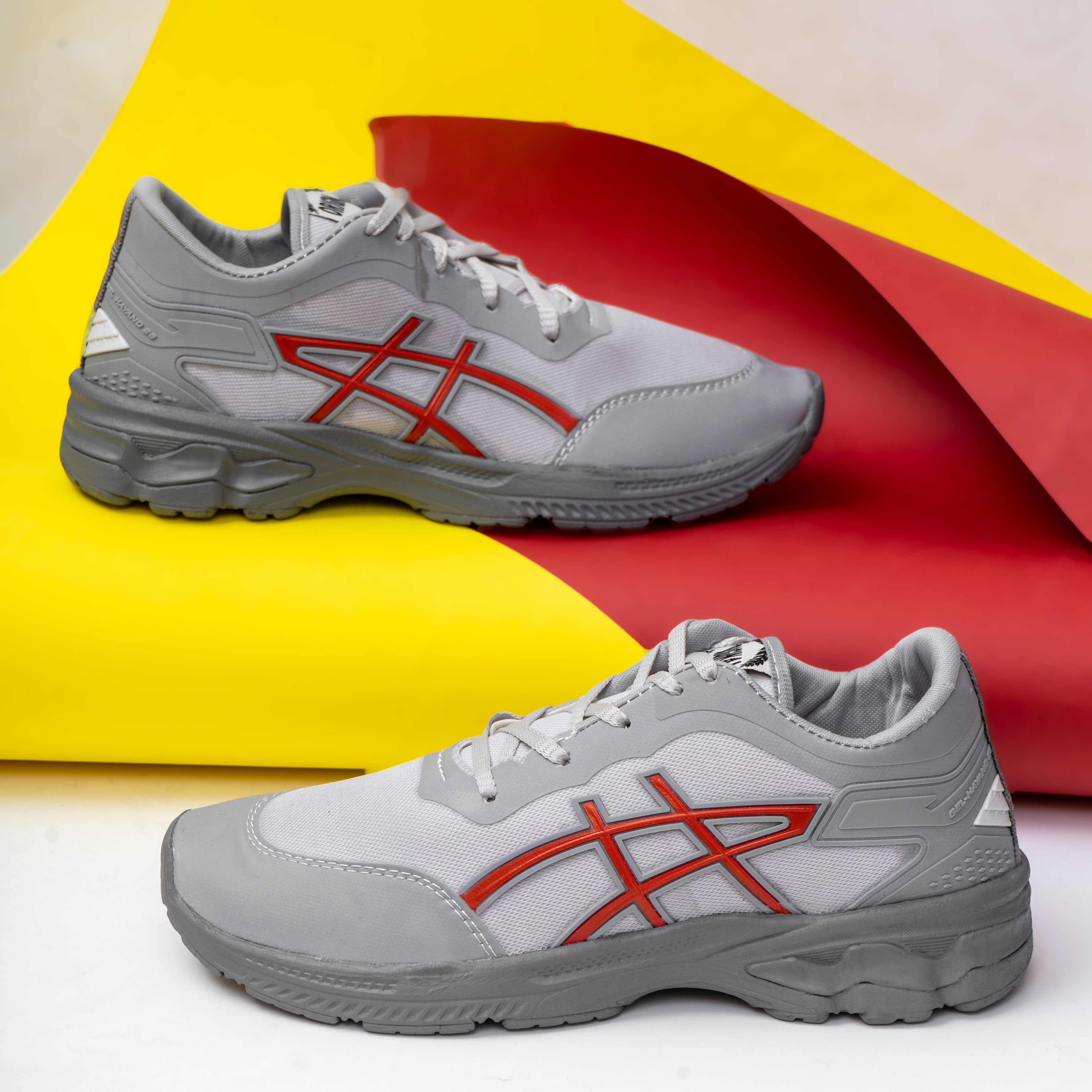 کفش ورزشی طوسی قرمز زیره طوسی مردانه مدل Rail