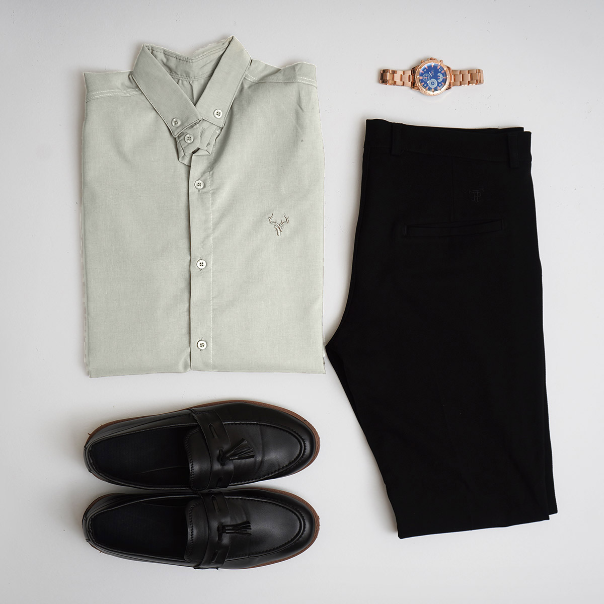 پیراهن مردانه سبز کم رنگ مدل VQ