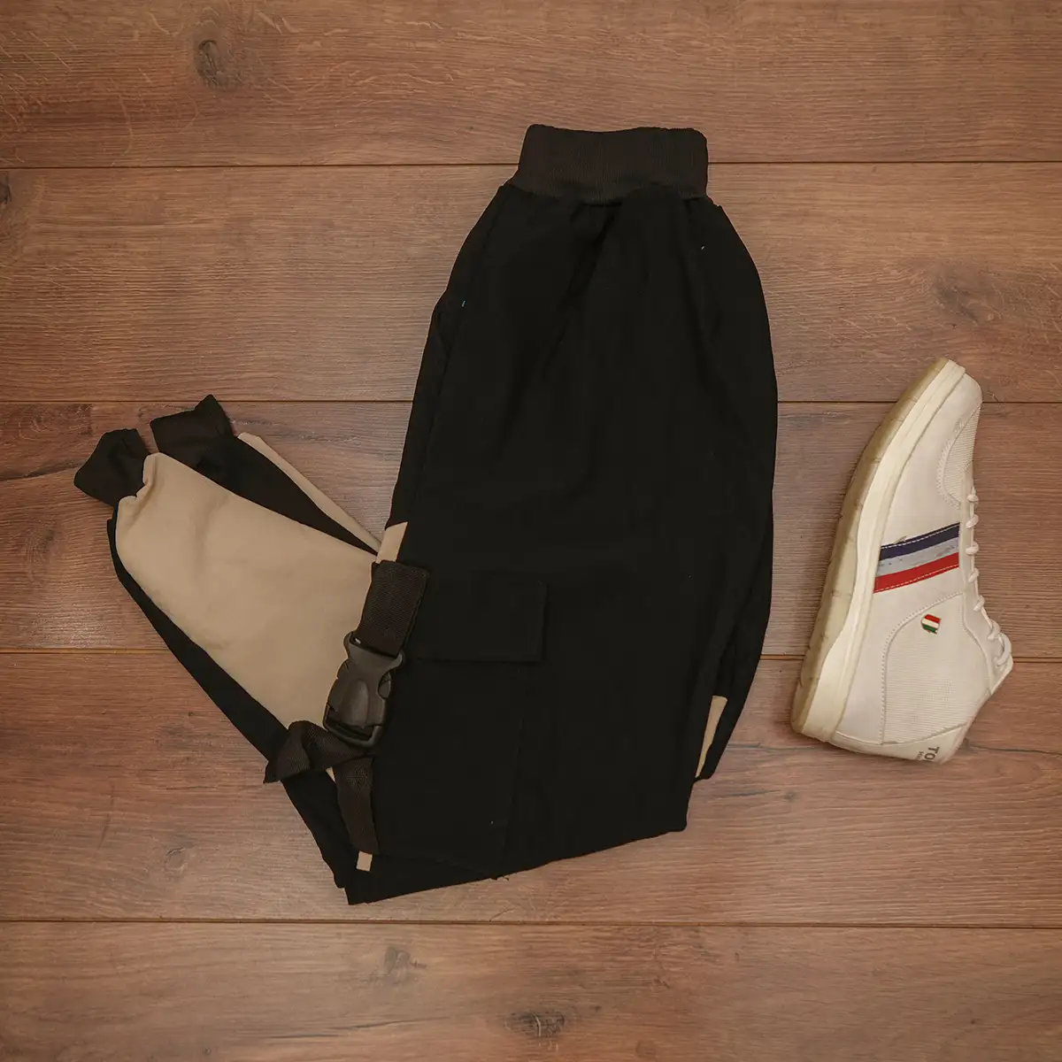 شلوار اسلش مشکی کرم HAMEN