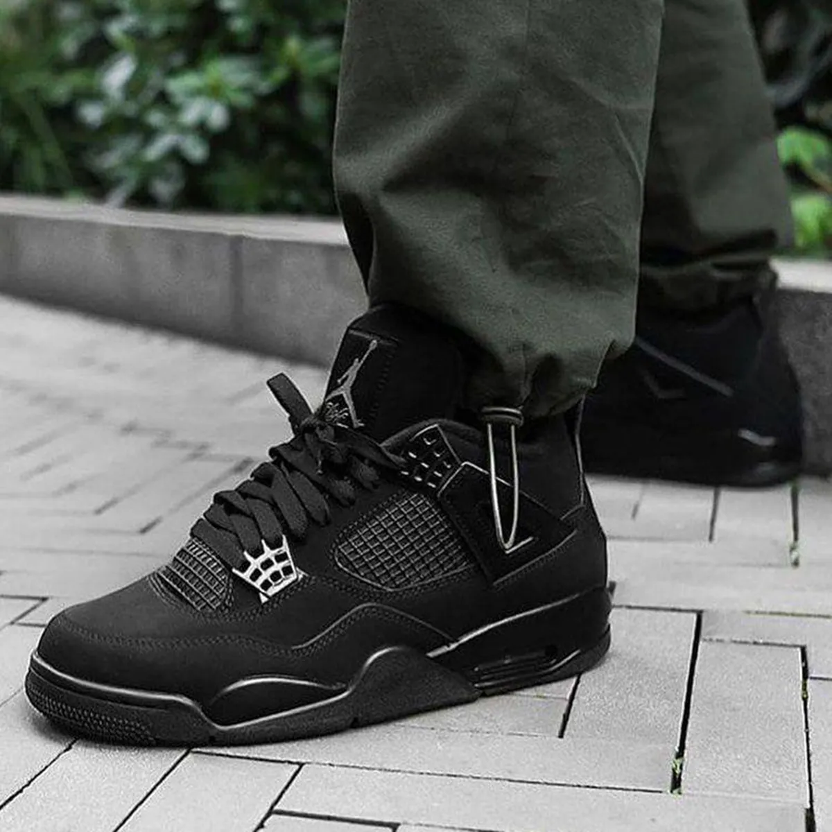 کفش ورزشی مردانه مشکی مدل jordan 4