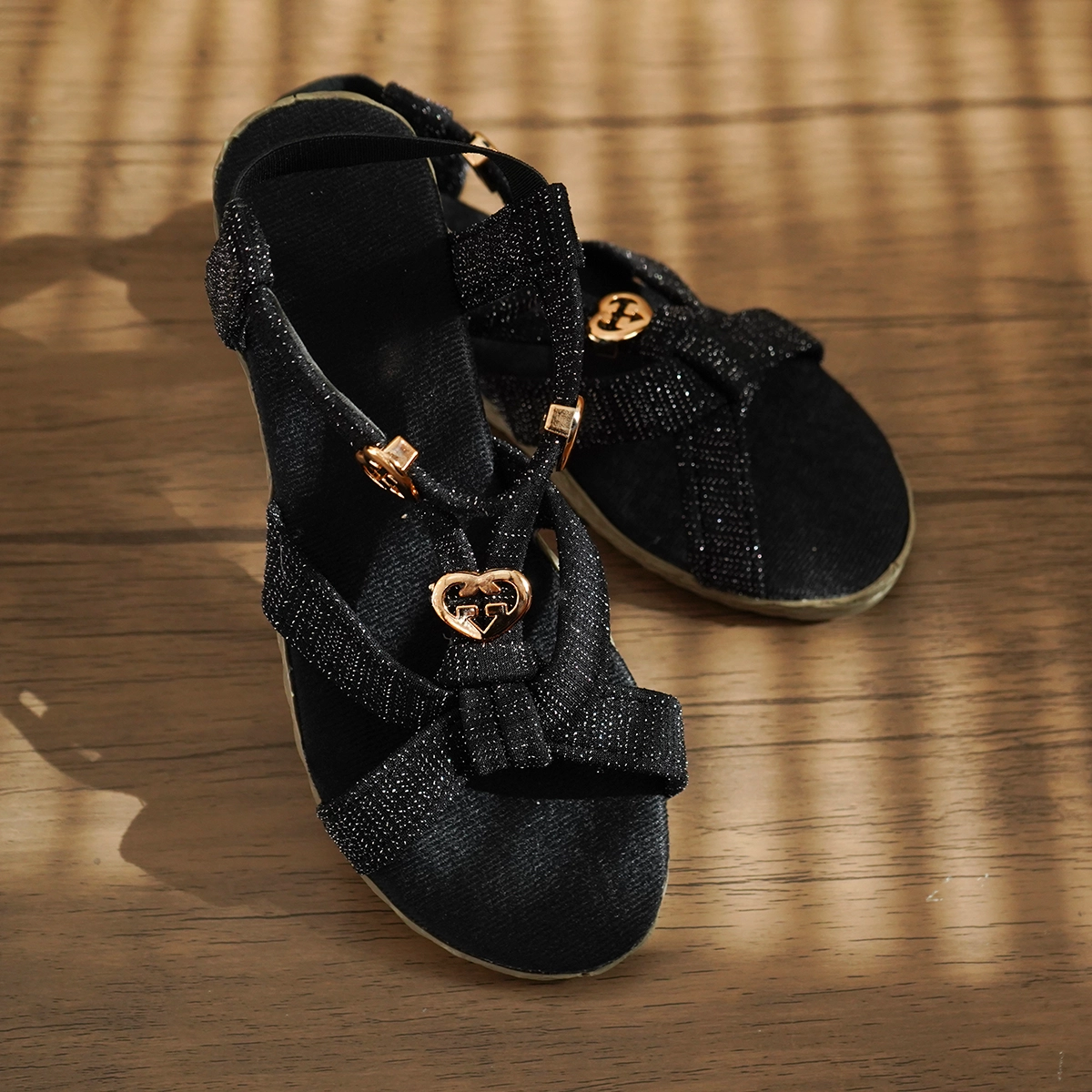 صندل زنانه اکلیلی مشکی مدل GHALB