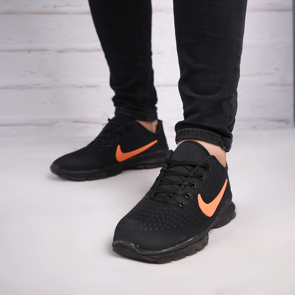 کفش ورزشی مردانه مشکی مدل Pavlo