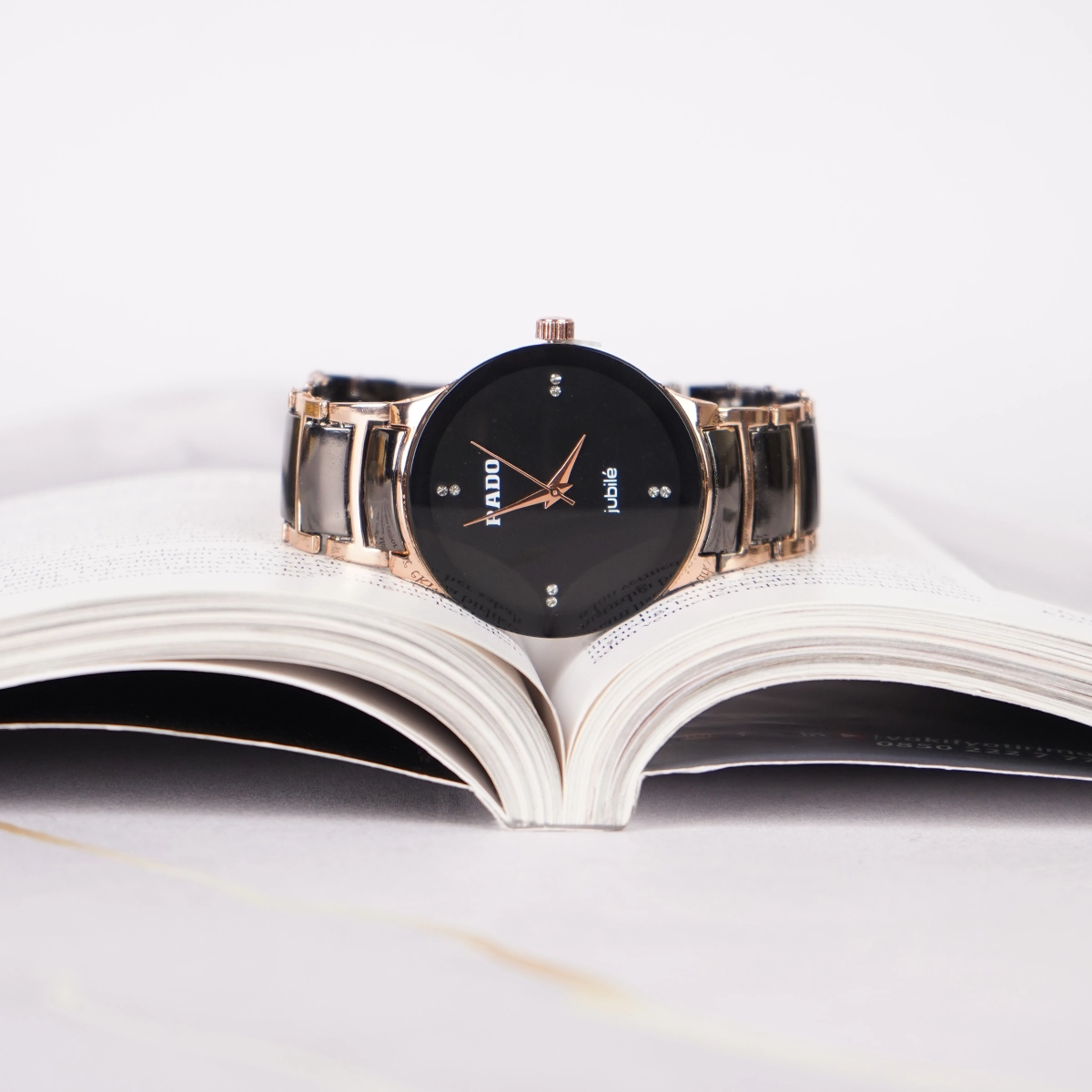ساعت مچی مردانه مشکی رزگلد مدل Rado
