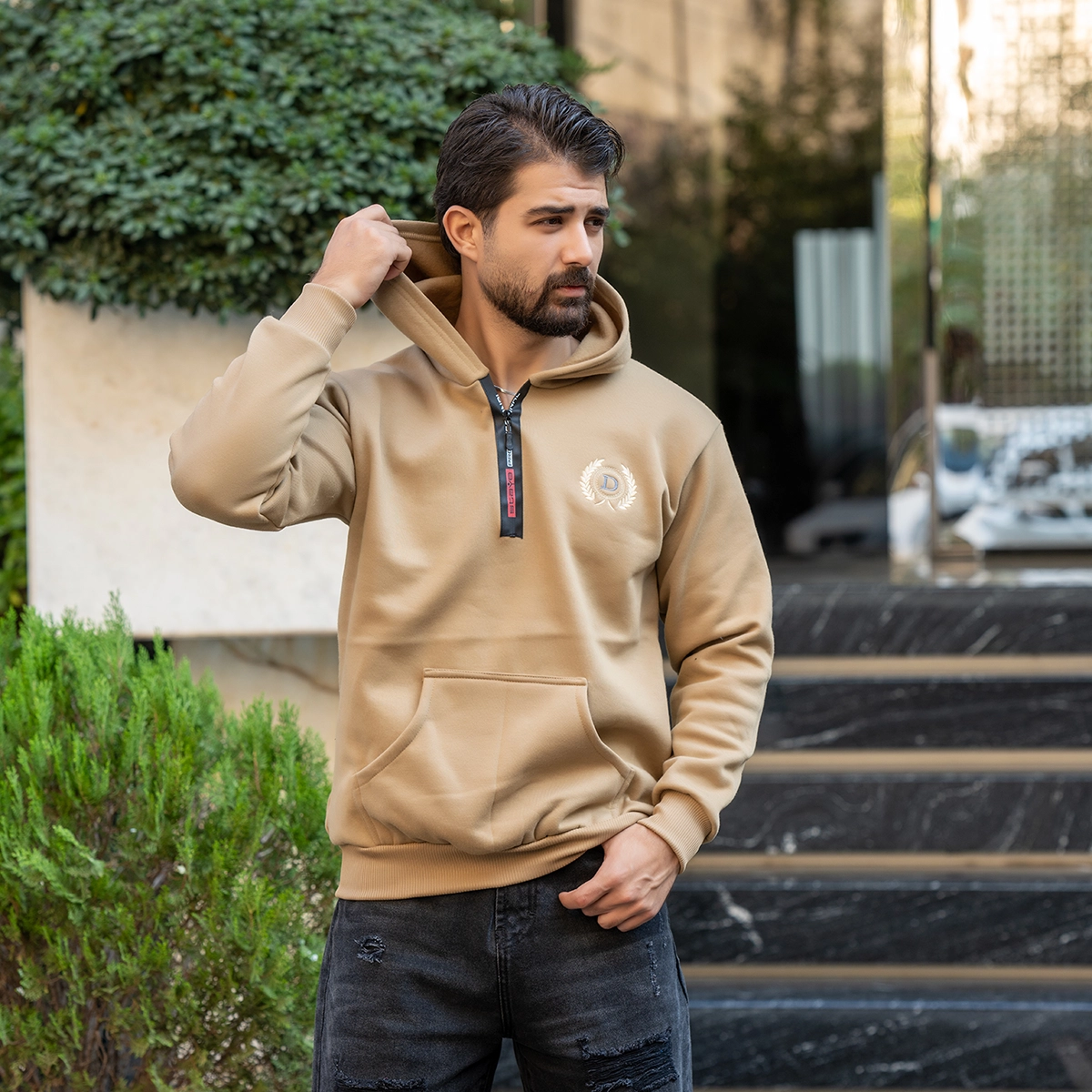 هودی مردانه طرح D کرم مدل Parham