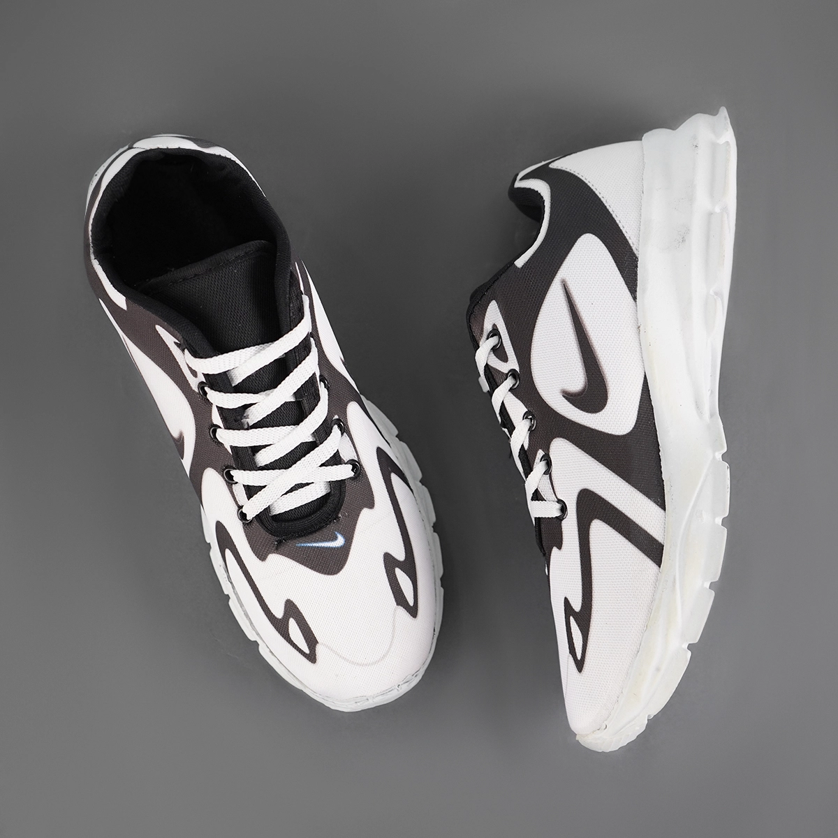 کفش ورزشی سفید مشکی مردانه Nike مدل Bevis