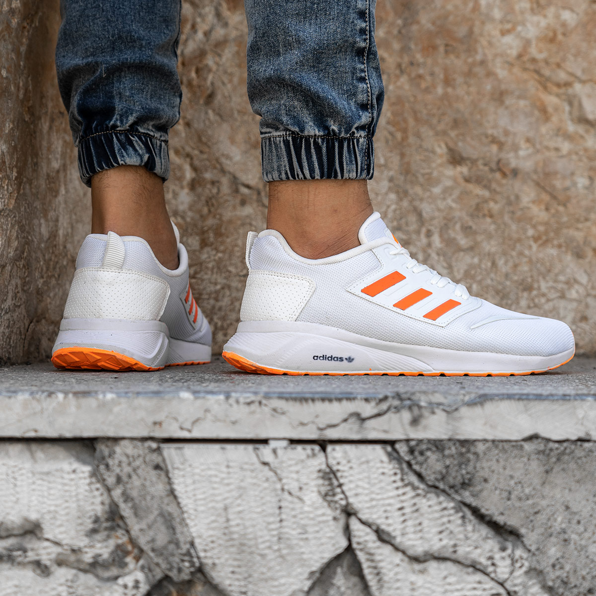 کفش ورزشی Adidas مردانه سفید مدل Renvy