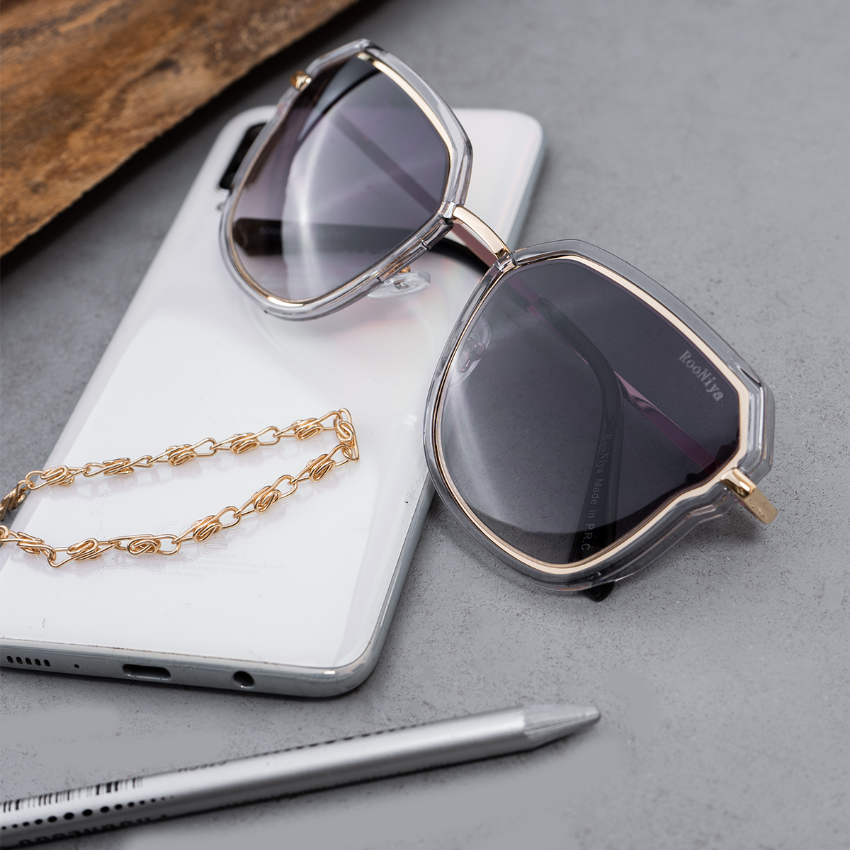 عینک آفتابی زنانه دودی Rooniya مدل Gita